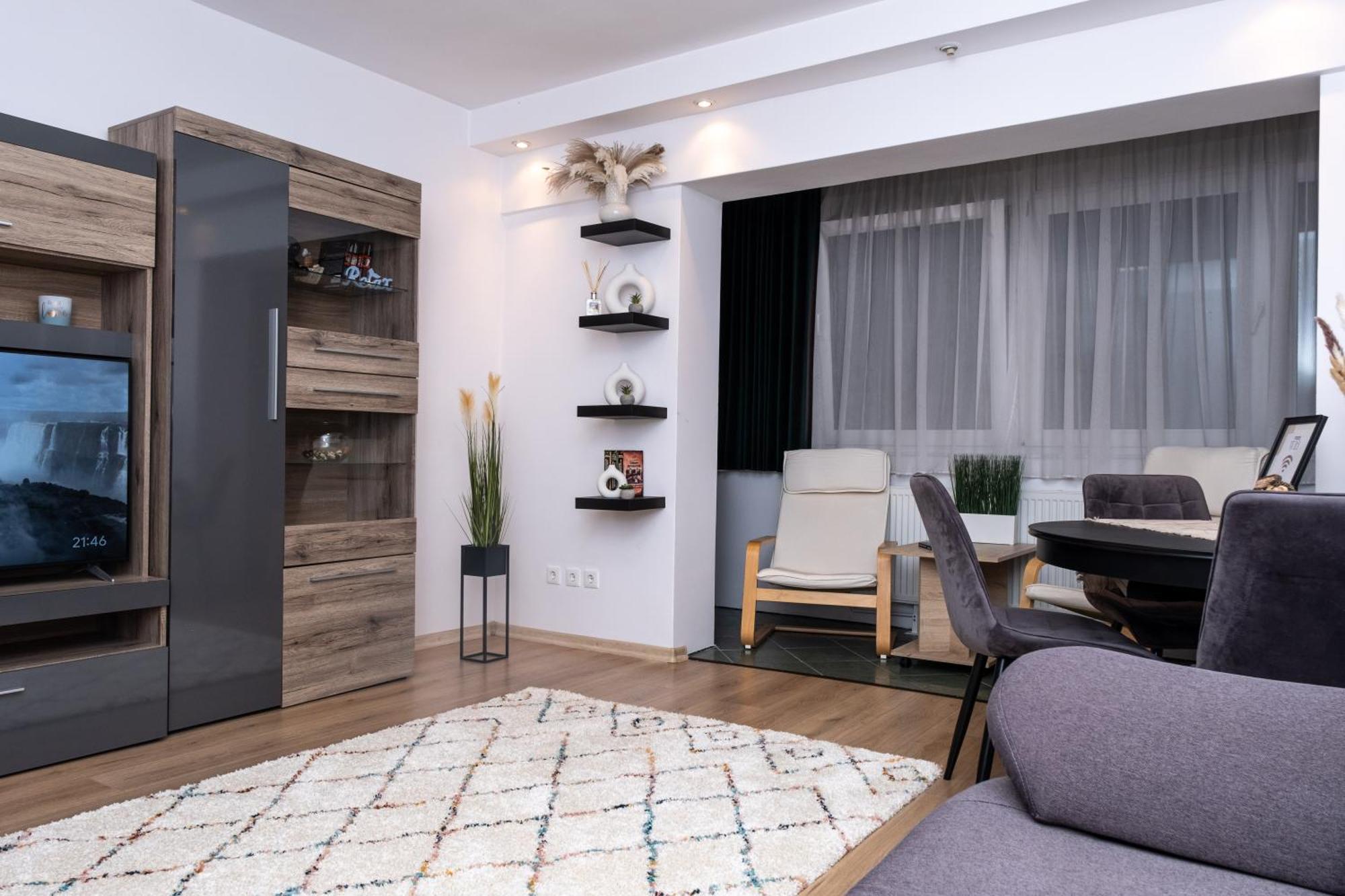 Grand Urban Studio Targu Mures Ngoại thất bức ảnh